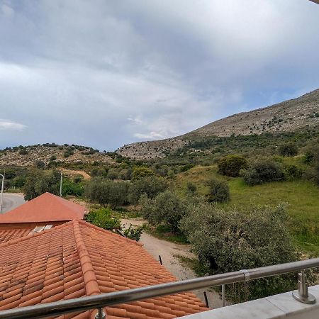 Tharenos Home Έμπωνας Εξωτερικό φωτογραφία