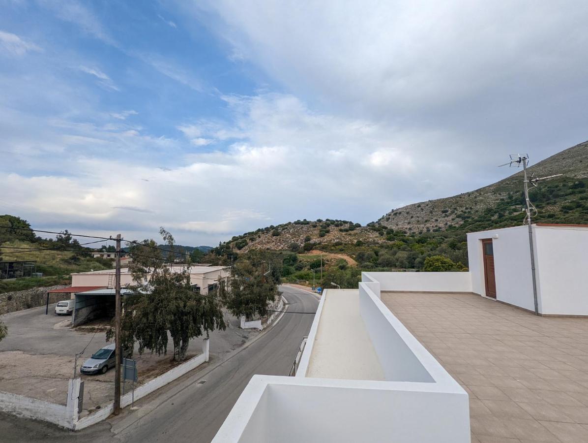 Tharenos Home Έμπωνας Εξωτερικό φωτογραφία